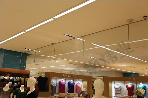 玻璃挡烟垂帘（垂壁）